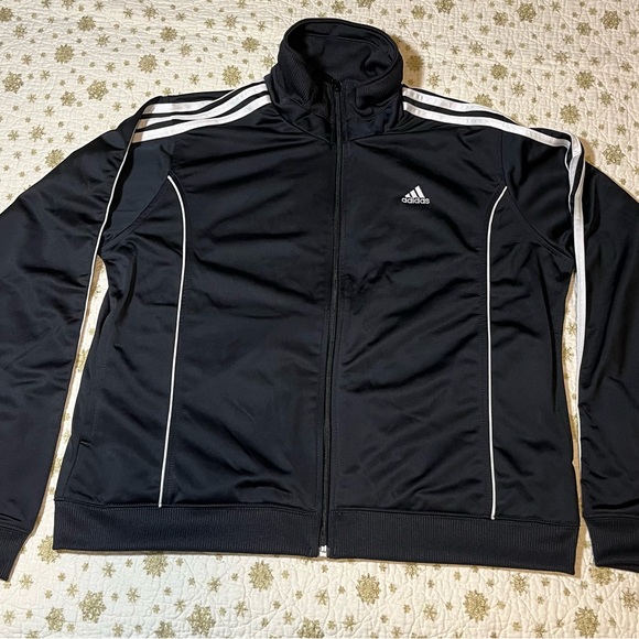 Adidas women’s jacket size L - Picture 1 of 6